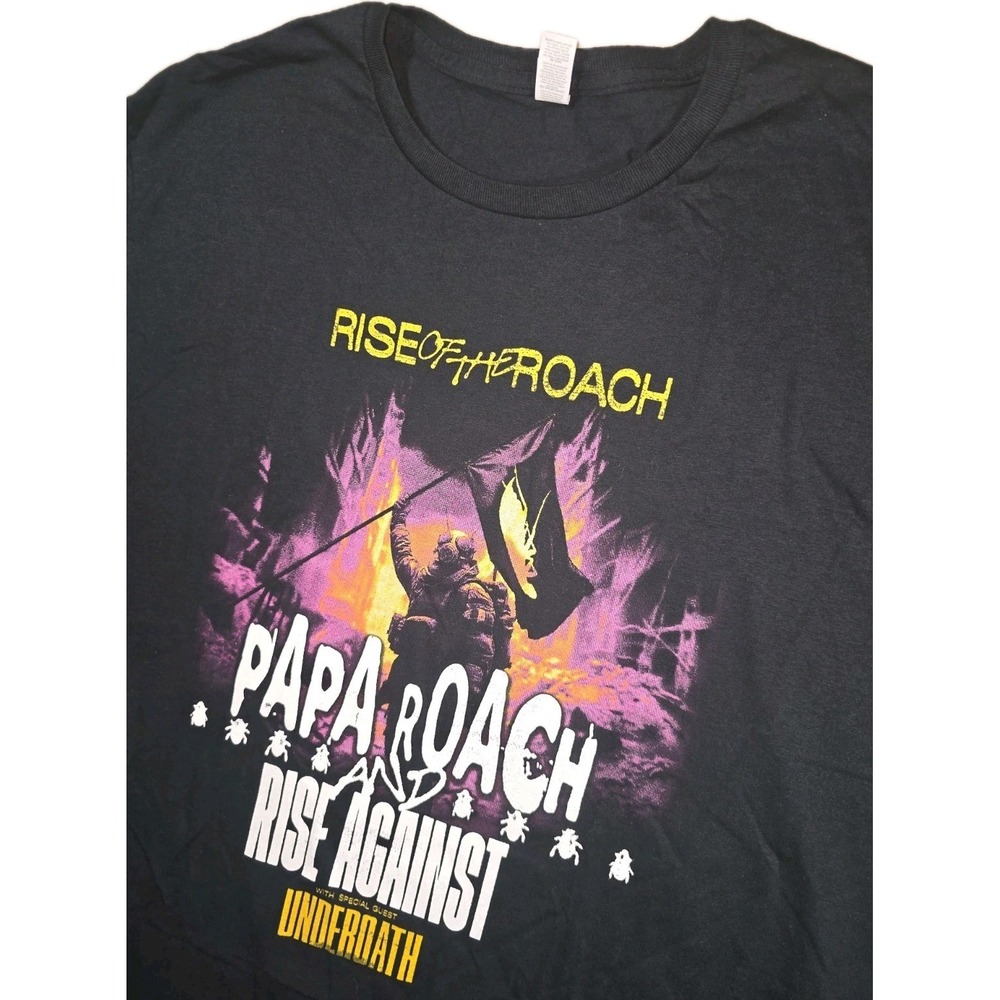 Rise of The Roach Tour XL Modern Grunge Rock Band Tee‎
